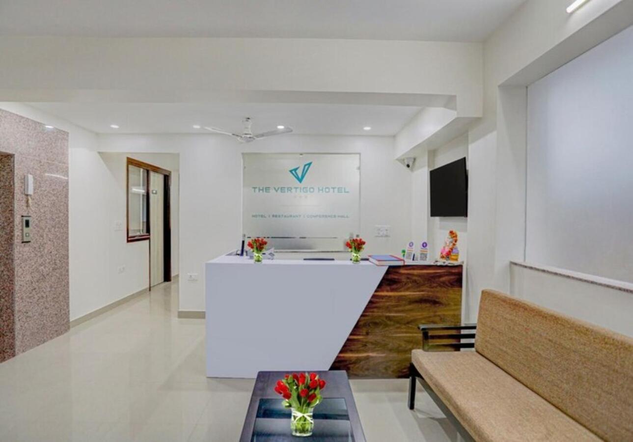 Hotel The Vertigo By Boom Rooms Noida Exterior foto